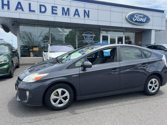 TOYOTA PRIUS 2013 JTDKN3DU7D5561362 image
