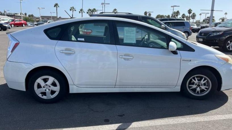 TOYOTA PRIUS 2010 JTDKN3DU8A0170102 image
