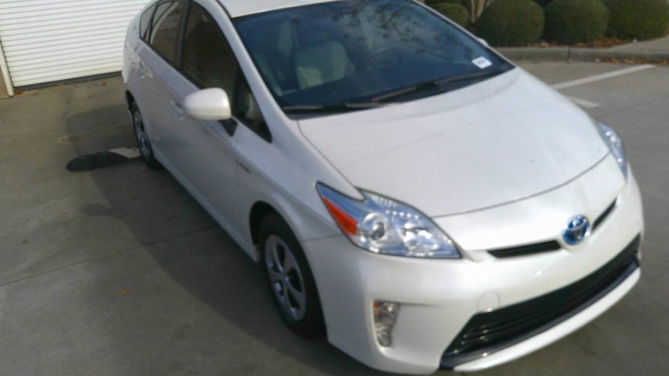 TOYOTA PRIUS 2015 JTDKN3DU9F1947145 image