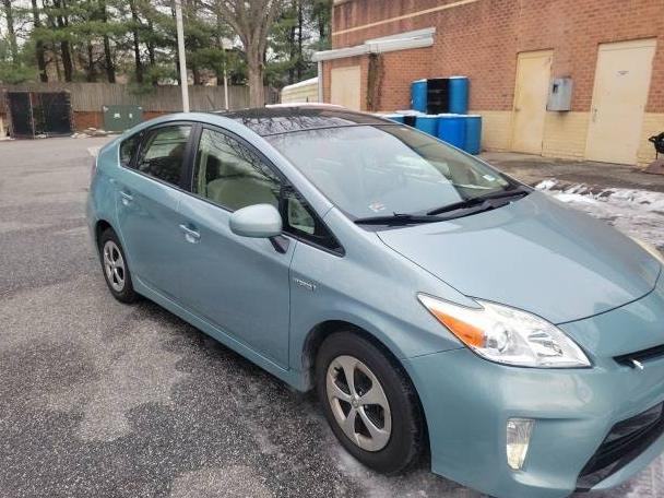 TOYOTA PRIUS 2015 JTDKN3DU6F1983486 image