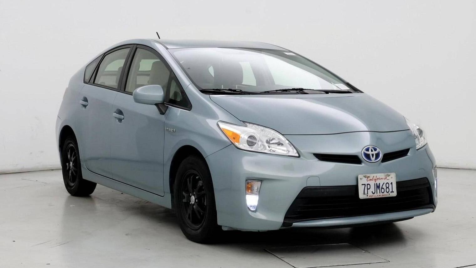 TOYOTA PRIUS 2015 JTDKN3DU8F1997910 image