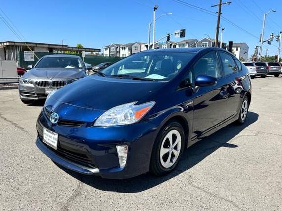 TOYOTA PRIUS 2015 JTDKN3DU1F1996632 image