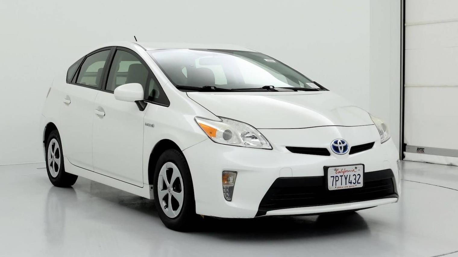 TOYOTA PRIUS 2015 JTDKN3DU2F1998910 image