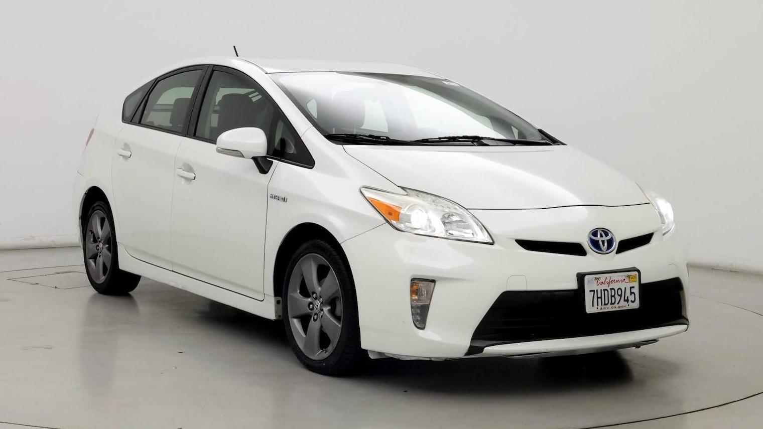 TOYOTA PRIUS 2015 JTDKN3DU1F0413658 image