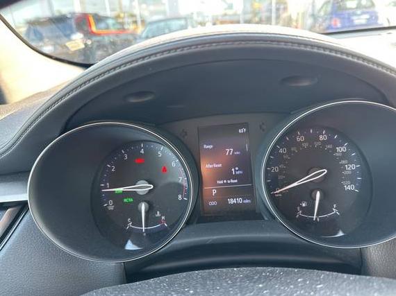 TOYOTA C-HR 2019 JTNKHMBXXK1031249 image