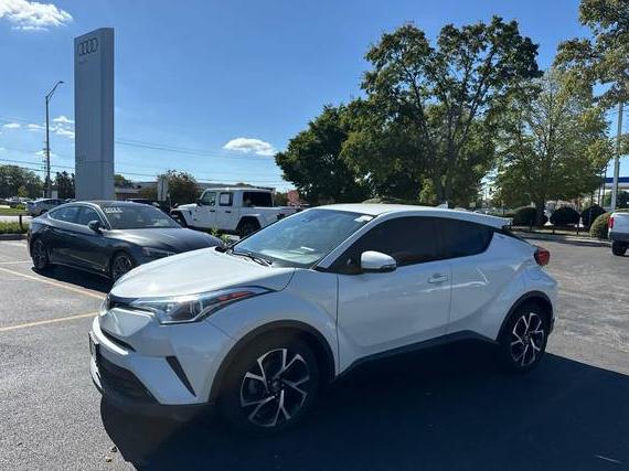 TOYOTA C-HR 2018 NMTKHMBXXJR027884 image