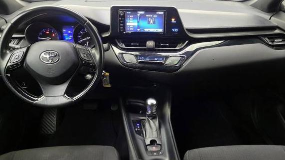 TOYOTA C-HR 2018 NMTKHMBX7JR004224 image