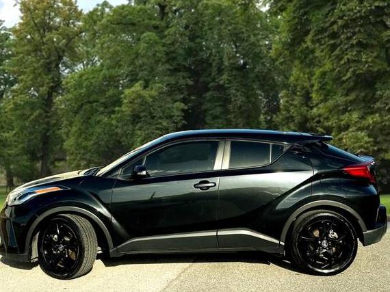 TOYOTA C-HR 2021 JTNKHMBX3M1101371 image