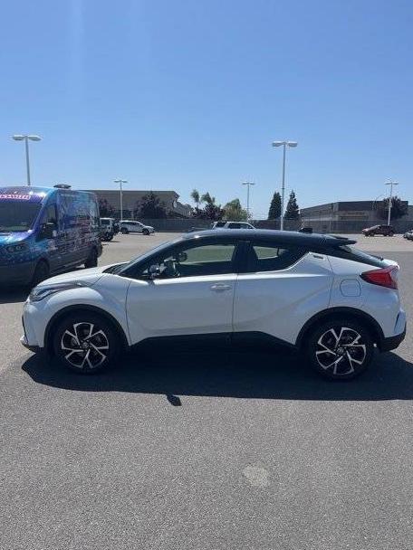 TOYOTA C-HR 2020 JTNKHMBX4L1089990 image