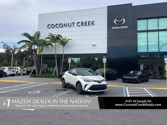 TOYOTA C-HR 2022 NMTKHMBX8NR144160 image