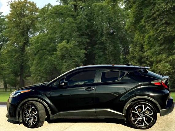 TOYOTA C-HR 2022 NMTKHMBX8NR145843 image