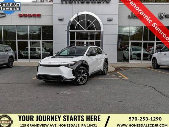 TOYOTA BZ4X 2024 JTMABACA0RA054592 image