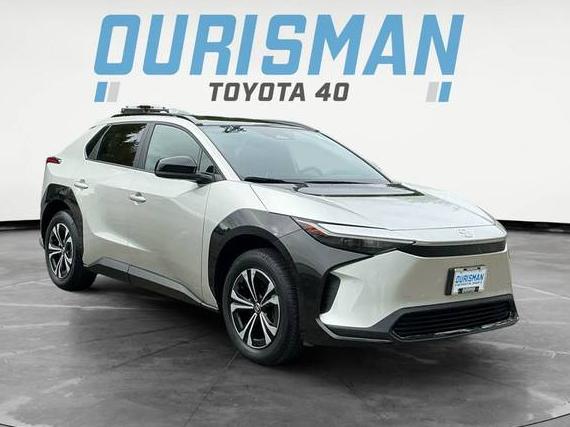 TOYOTA BZ4X 2024 JTMAAAAA5RA032982 image