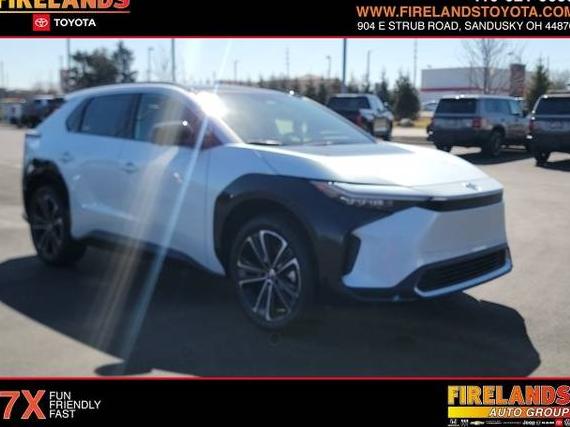 TOYOTA BZ4X 2025 JTMABACA4SA094180 image