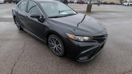 TOYOTA CAMRY 2023 4T1G11AKXPU776443 image