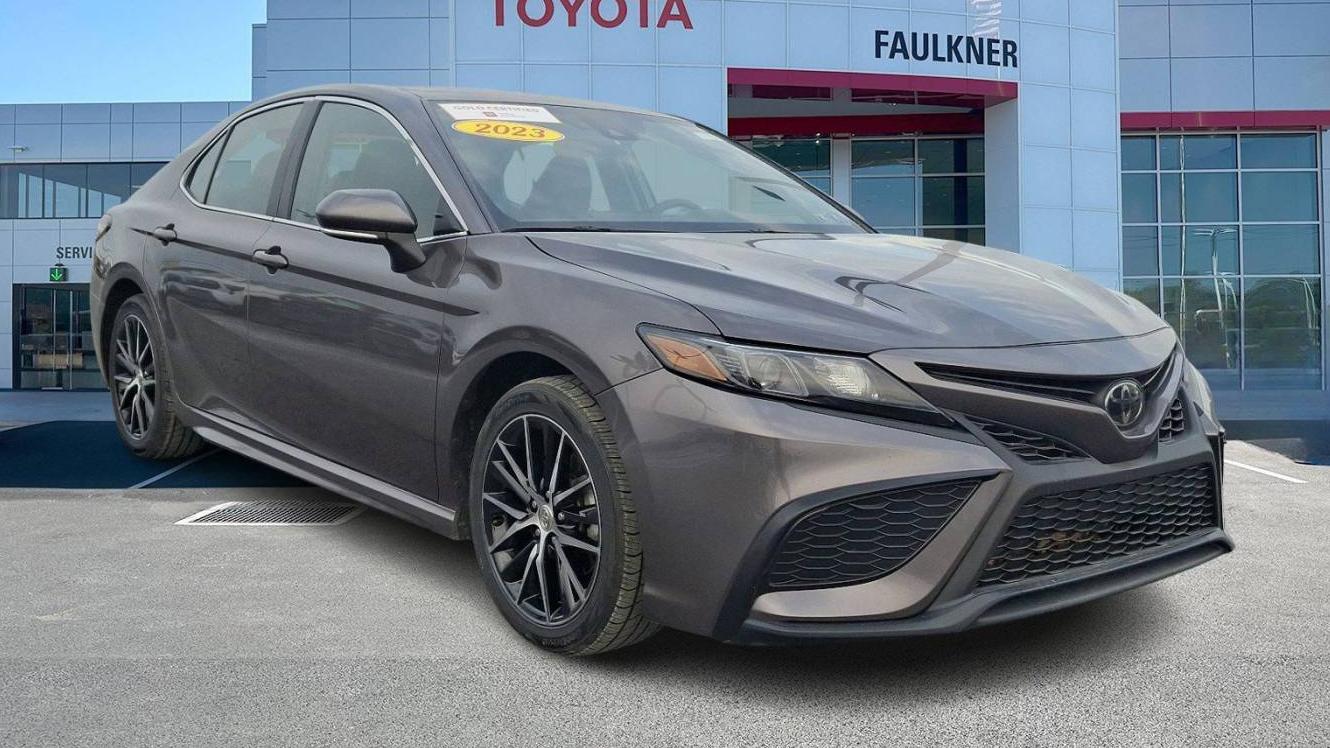 TOYOTA CAMRY 2023 4T1G11AK6PU728213 image