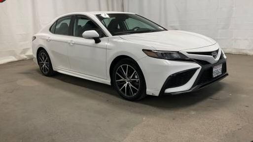 TOYOTA CAMRY 2023 4T1G11AK0PU146513 image