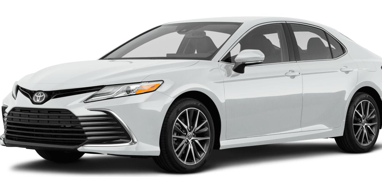 TOYOTA CAMRY 2023 4T1C11AKXPU754070 image