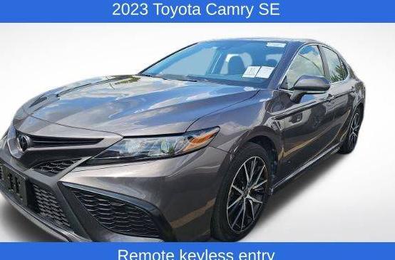 TOYOTA CAMRY 2023 4T1G11AKXPU161102 image