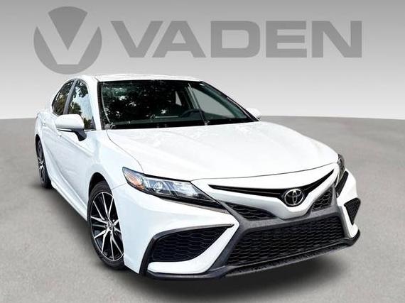 TOYOTA CAMRY 2023 4T1G11AK3PU137871 image