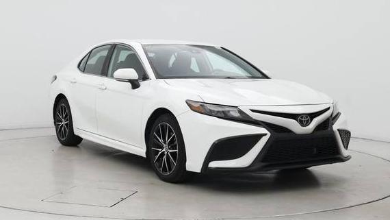 TOYOTA CAMRY 2023 4T1G11AK8PU748611 image