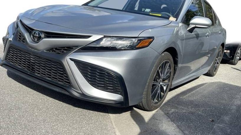 TOYOTA CAMRY 2023 4T1G11AK4PU758472 image