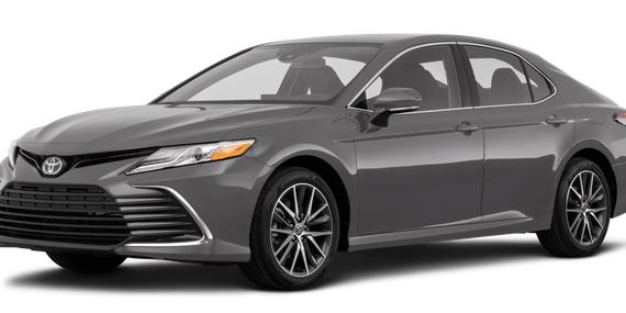 TOYOTA CAMRY 2023 4T1C11AK8PU762698 image