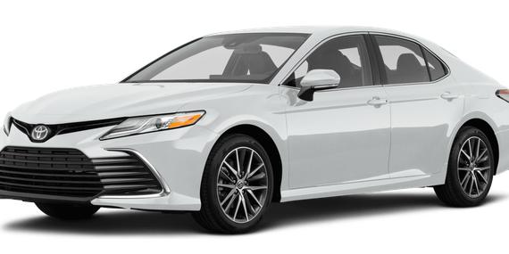 TOYOTA CAMRY 2023 4T1F11AK3PU724258 image