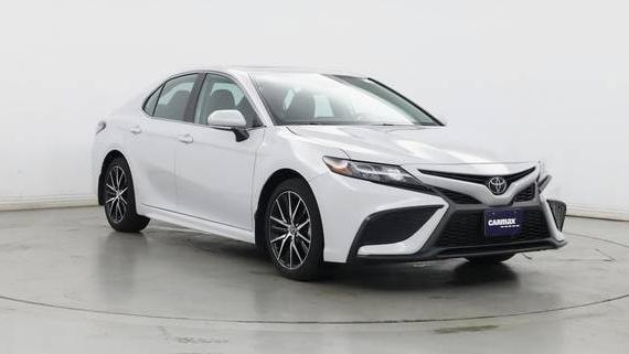 TOYOTA CAMRY 2023 4T1T11AK6PU184441 image