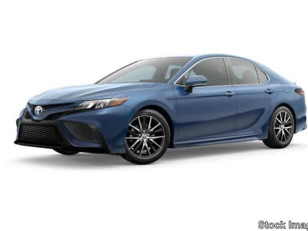 TOYOTA CAMRY 2023 4T1G11AKXPU778953 image