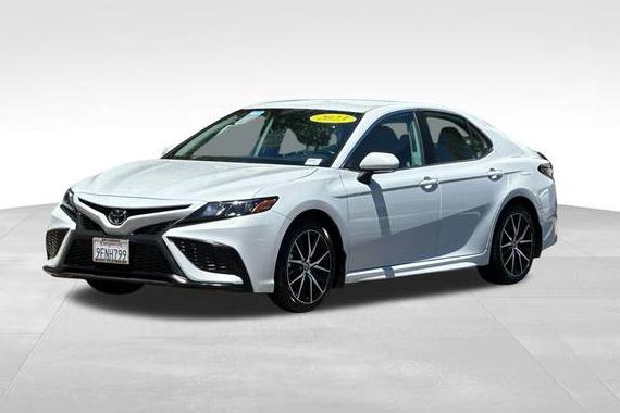TOYOTA CAMRY 2023 4T1G11AK8PU137638 image