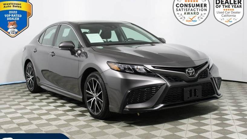 TOYOTA CAMRY 2023 4T1G11AK8PU158229 image