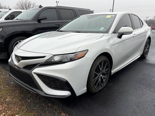 TOYOTA CAMRY 2023 4T1G11AK8PU126820 image