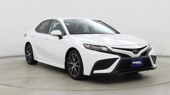 TOYOTA CAMRY 2023 4T1G11BK1PU079872 image