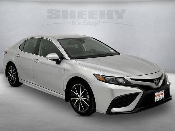 TOYOTA CAMRY 2023 4T1G11AKXPU732152 image