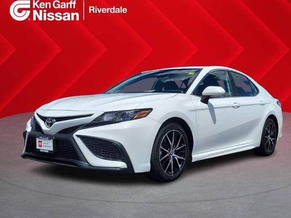 TOYOTA CAMRY 2023 4T1G11AK9PU726620 image
