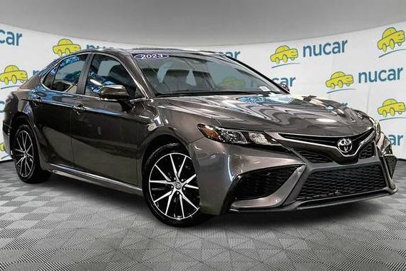 TOYOTA CAMRY 2023 4T1G11AK4PU737606 image
