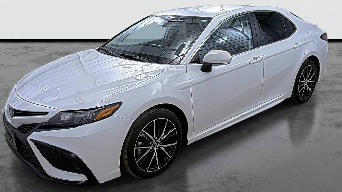 TOYOTA CAMRY 2023 4T1G31AK4PU614253 image