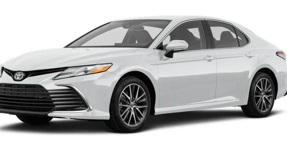 TOYOTA CAMRY 2023 4T1R11AKXPU098866 image