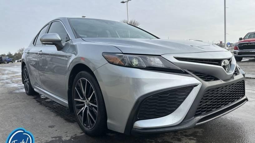 TOYOTA CAMRY 2023 4T1G11AK6PU738837 image