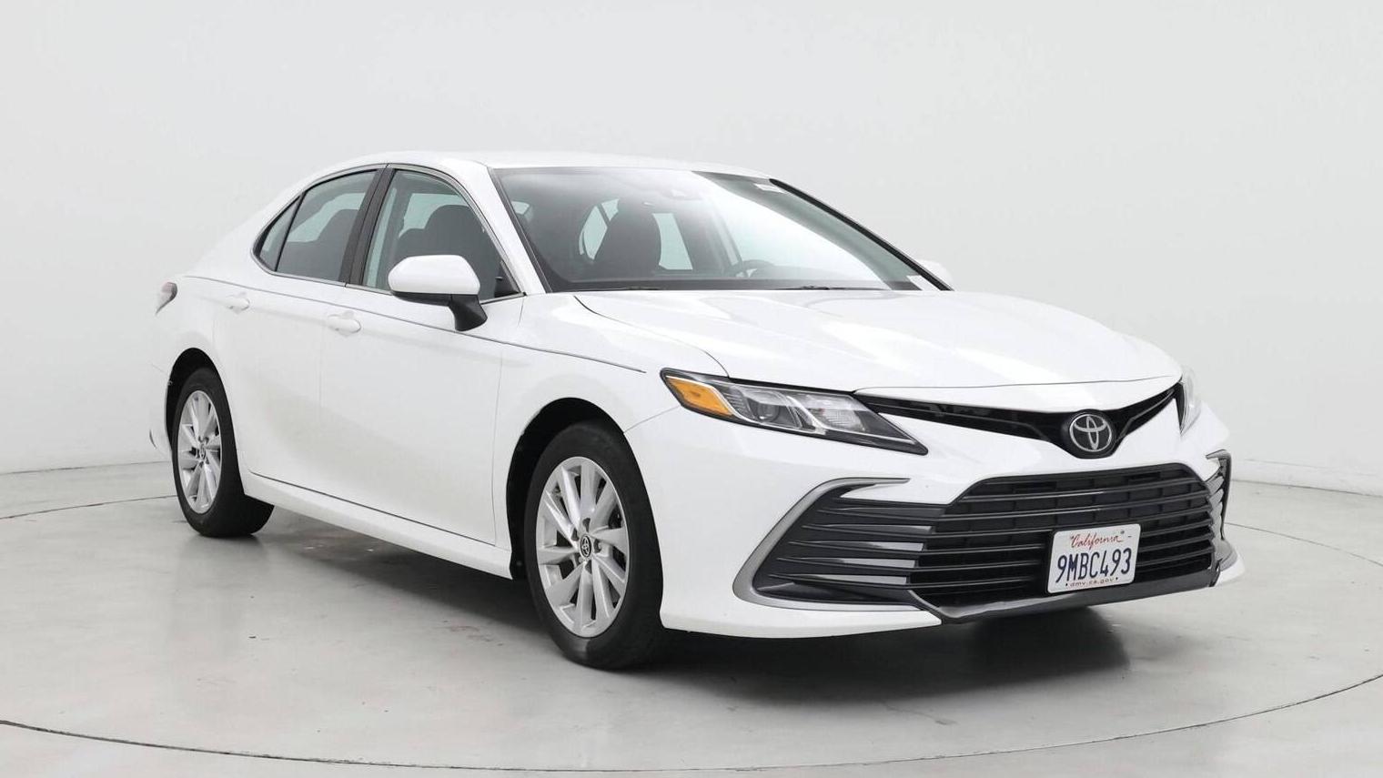 TOYOTA CAMRY 2023 4T1C11AK7PU138648 image