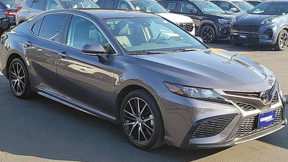 TOYOTA CAMRY 2023 4T1G11AKXPU750019 image