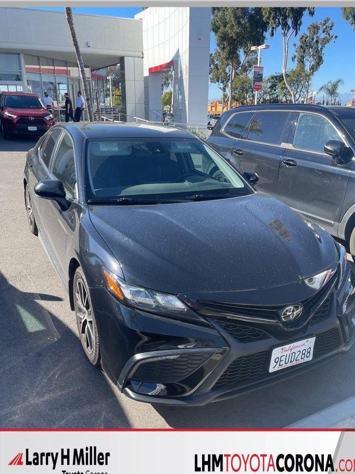 TOYOTA CAMRY 2023 4T1G11AKXPU765314 image