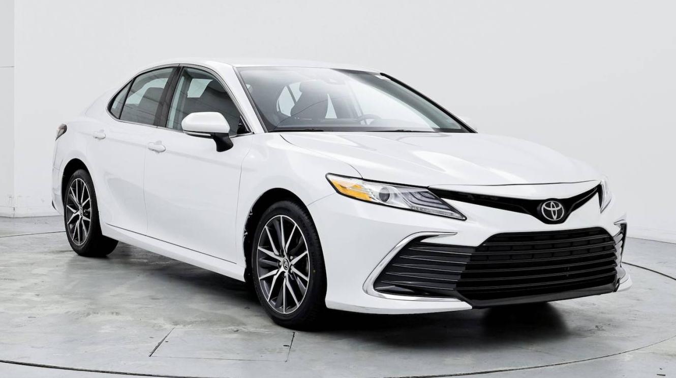 TOYOTA CAMRY 2023 4T1F11AK7PU756212 image