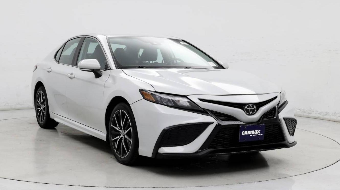 TOYOTA CAMRY 2023 4T1G11AKXPU118430 image