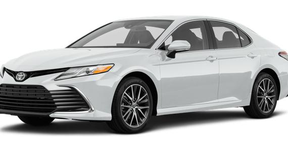 TOYOTA CAMRY 2023 4T1C11AK6PU724970 image