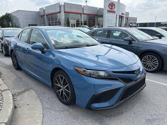 TOYOTA CAMRY 2023 4T1G11AKXPU184332 image
