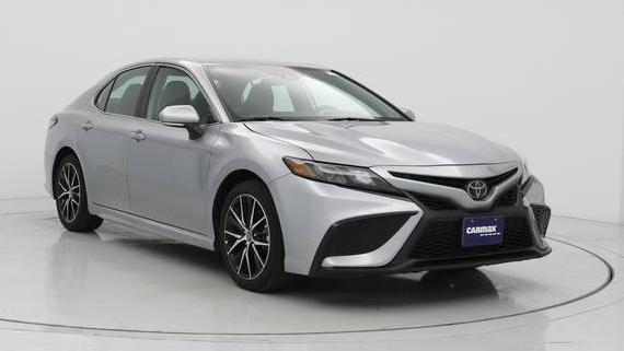 TOYOTA CAMRY 2023 4T1G11AK5PU828822 image