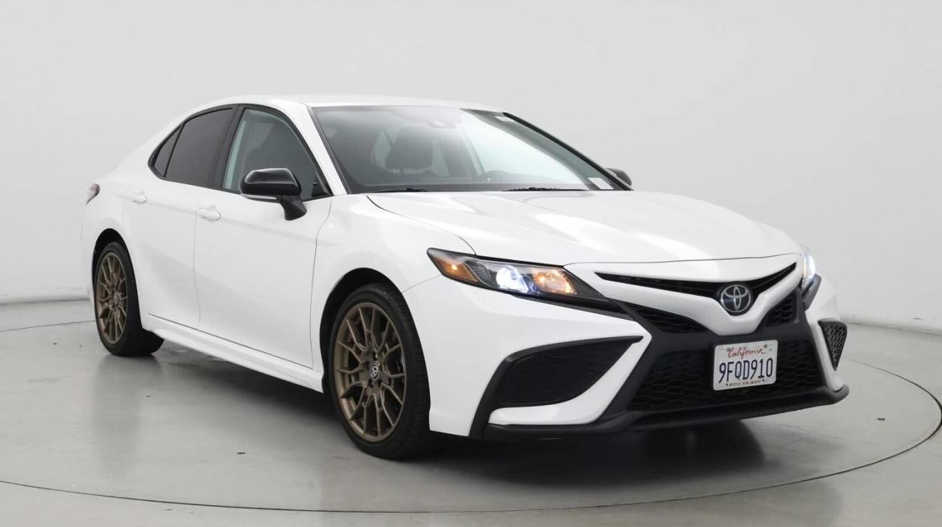 TOYOTA CAMRY 2023 4T1G11AK1PU143944 image