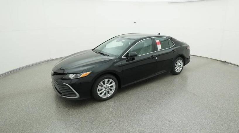 TOYOTA CAMRY 2023 4T1C11AK1PU152335 image